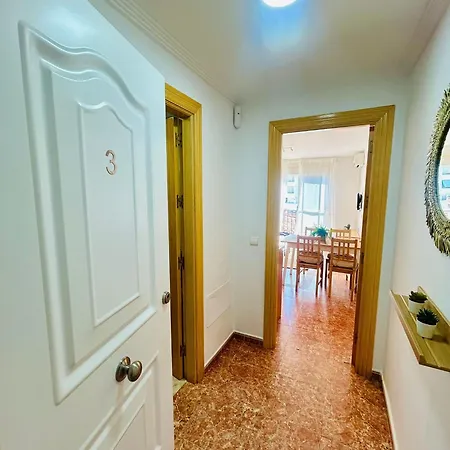 Estrella Del Mar - Carihuela, Playa トレモリノス