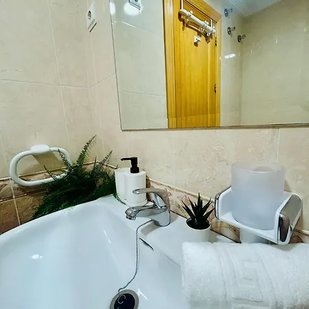 Estrella Del Mar - Carihuela, Playa *