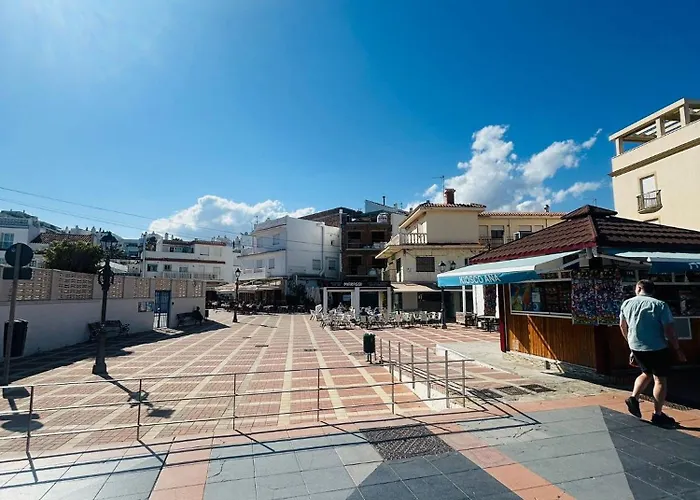 Estrella Del Mar - Carihuela, Playa * Torremolinos