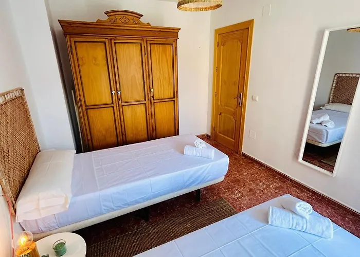 Estrella Del Mar - Carihuela, Playa *